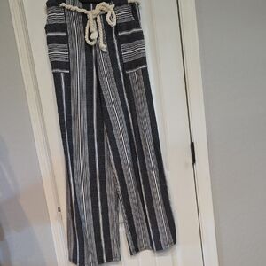 Derek Heart Monochrome Striped Pants